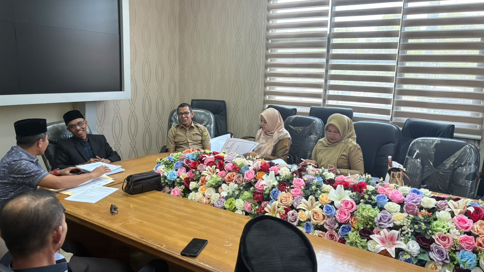 Pembahasan rancangan Peraturan Daerah (Ranperda) Bersama Panitia Khusus (Pansus) Komisi I DPRD Kabupaten Kampar